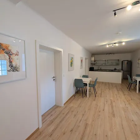 Guest house Wagramzimmer - Satzingerhof Grosswiesendorf